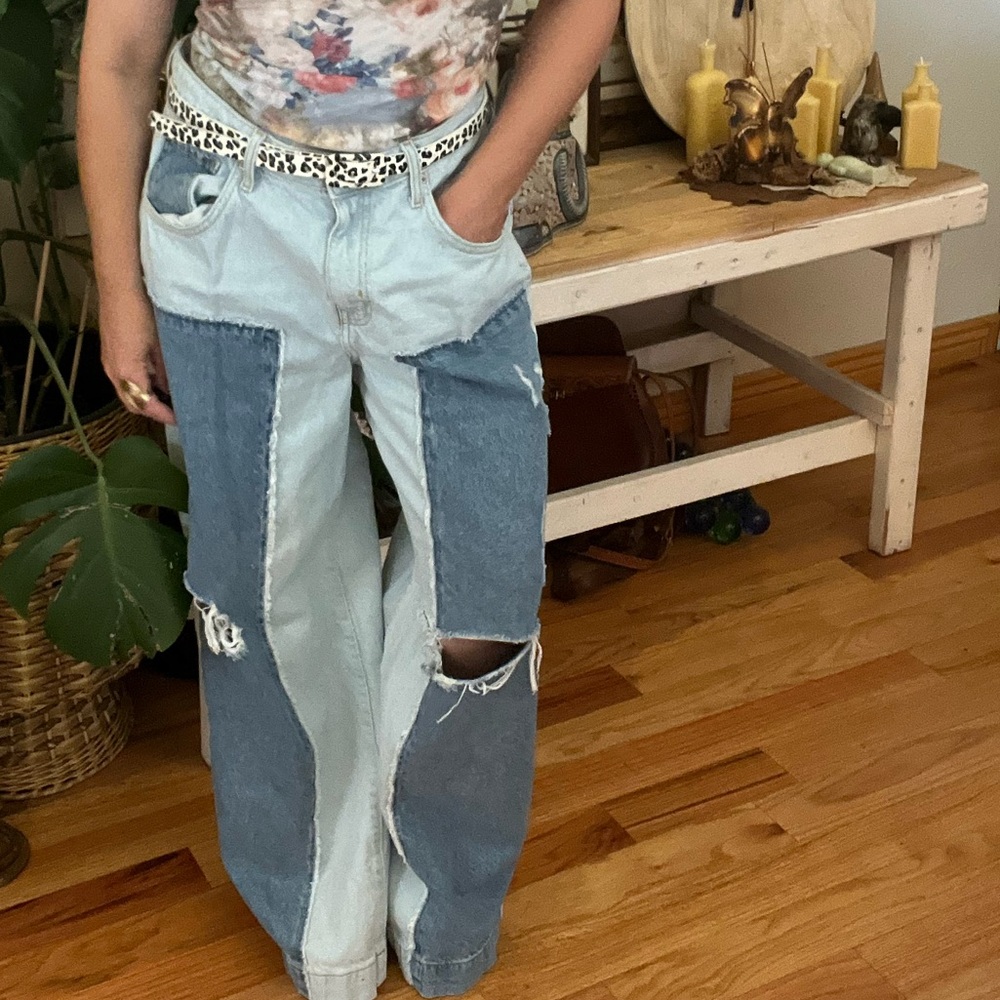 Reworked Denim forever 21 light wash baggy wide leg patchwork distressed jeans - Picture 10 of 10